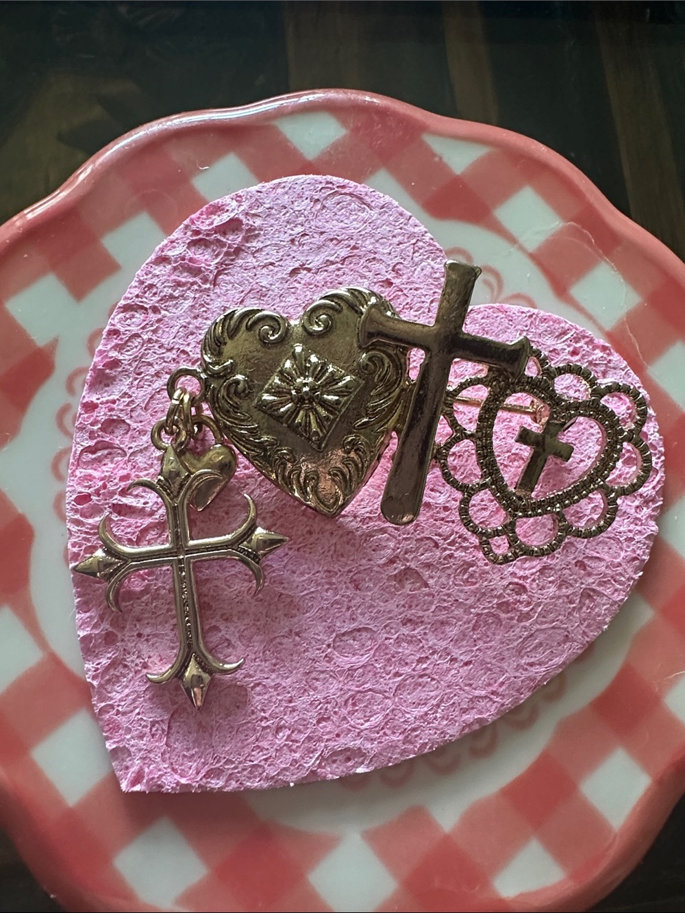 Free people pin / broach / charm
